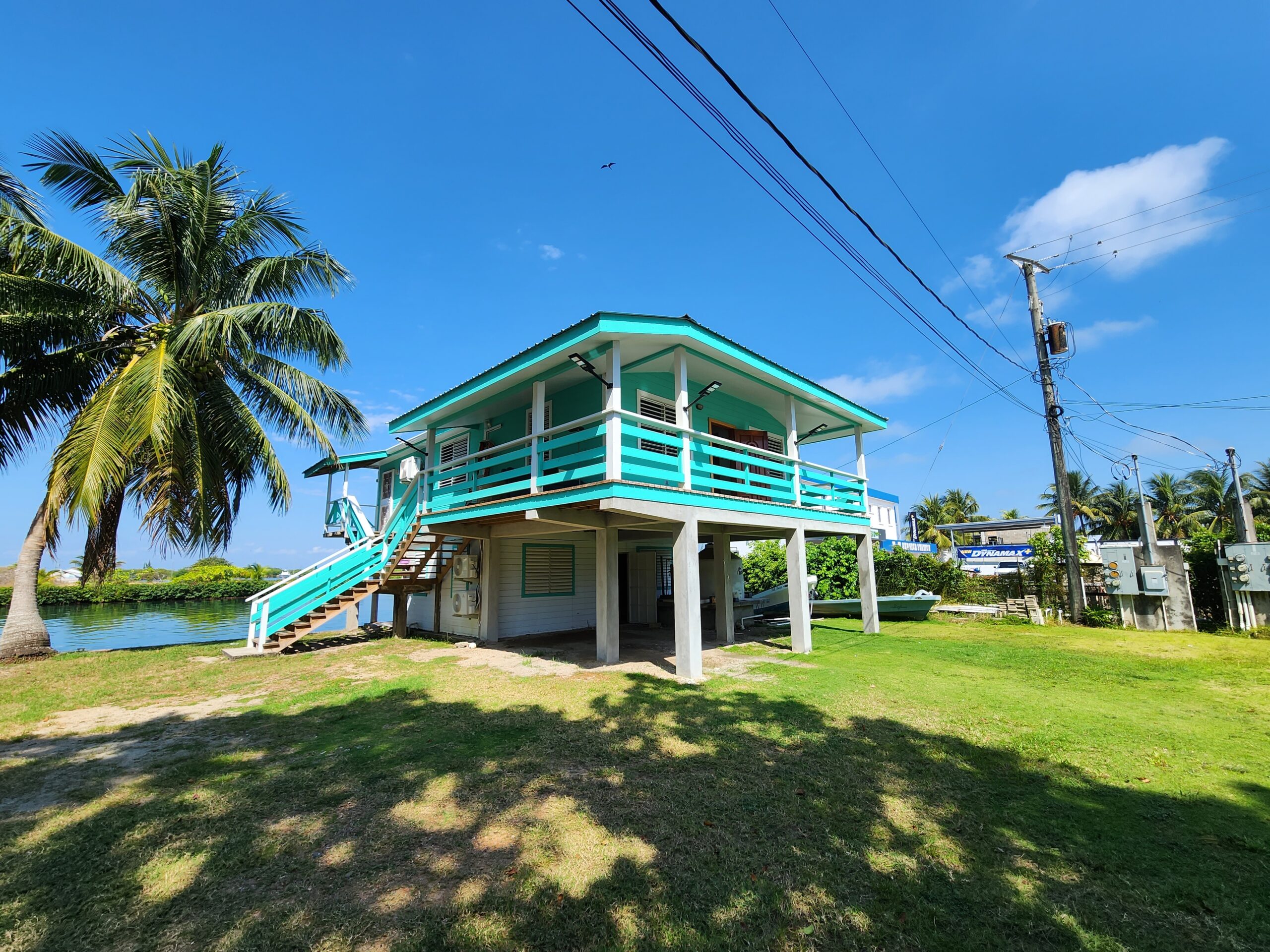 Waterfront Family Home – Three Bedroom Home