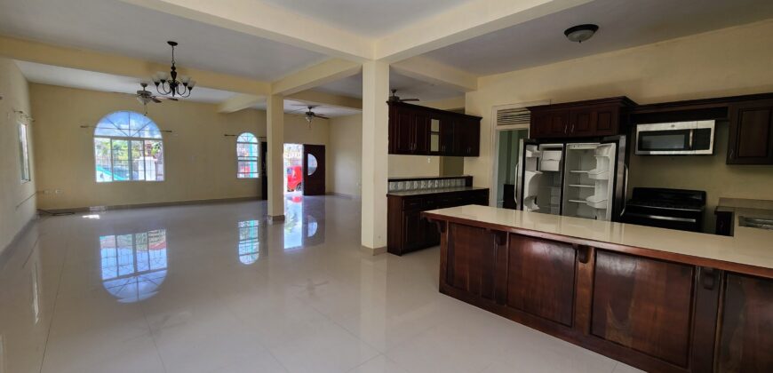 Belmopan- Unfurnished Three Bedroom Ground Floor Apartment