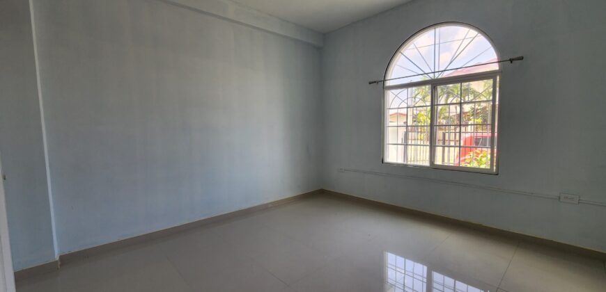 Belmopan- Unfurnished Three Bedroom Ground Floor Apartment